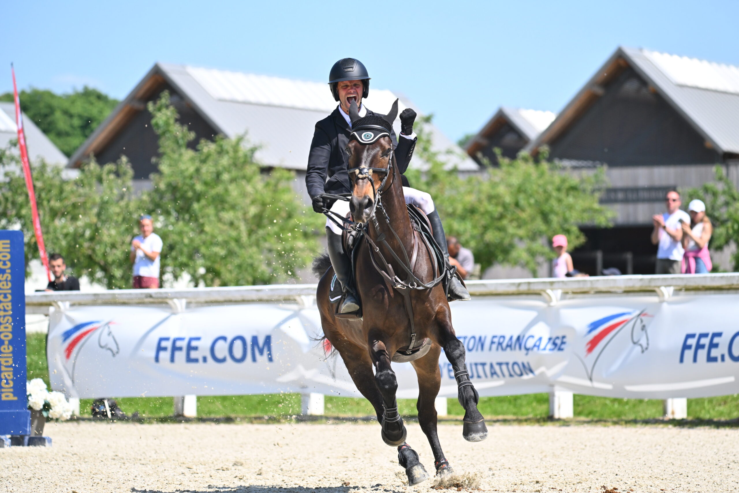 Nicolas Touzaint s’impose au Grand National du Lion d’Angers